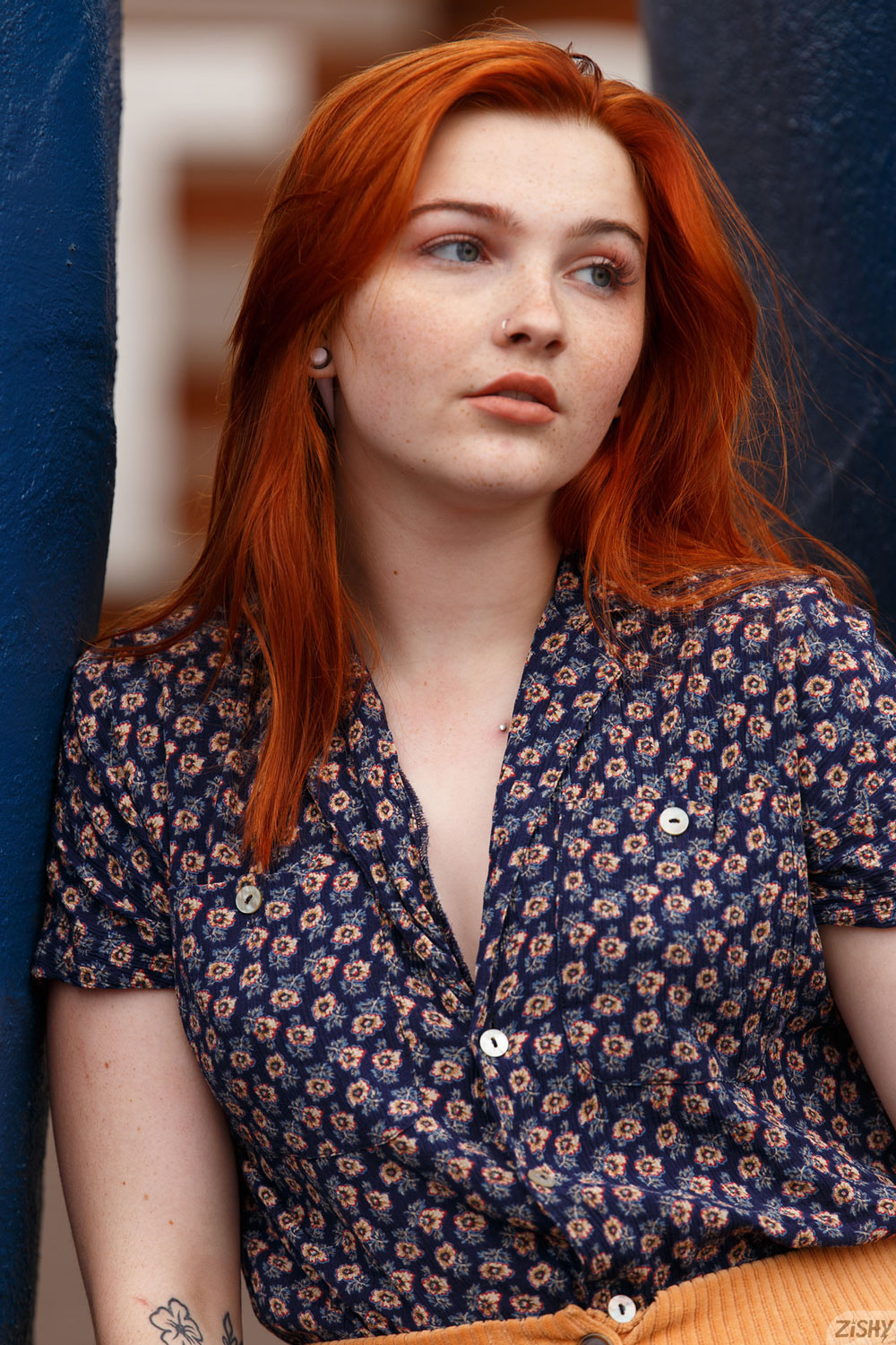 Rae Frederickson Cute Curvy Redhead